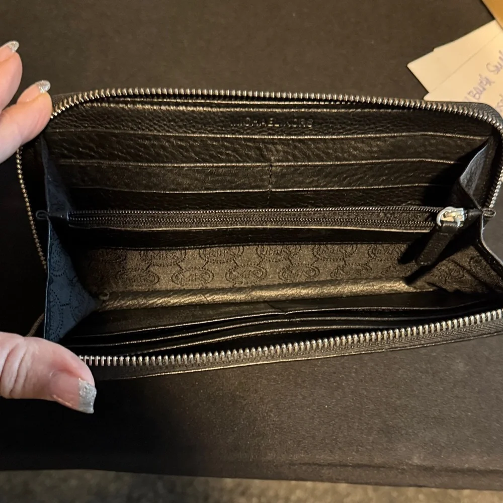 Michael Kors Black Leather Zip Wallet with Silver Plate - Picture 3 of 5